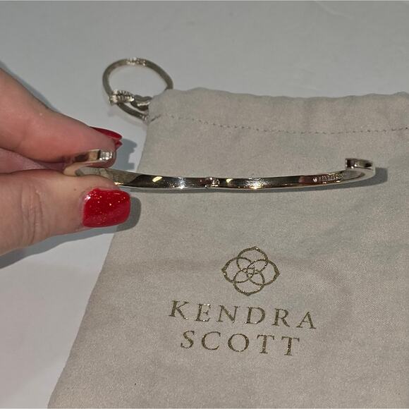 Kendra Scott Zorte‎ Bangle Bracelet in Silver - Picture 2 of 7